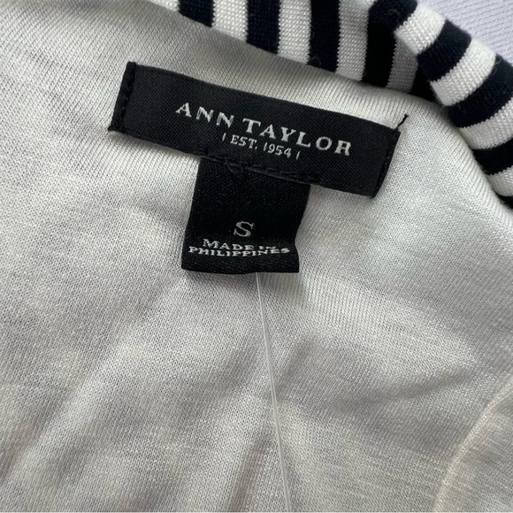 NWT Ann Taylor black and white striped dress with open back and wrap belt. - Picture 4 of 11